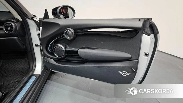 Mini Cooper id 4567895 из Кореи 17