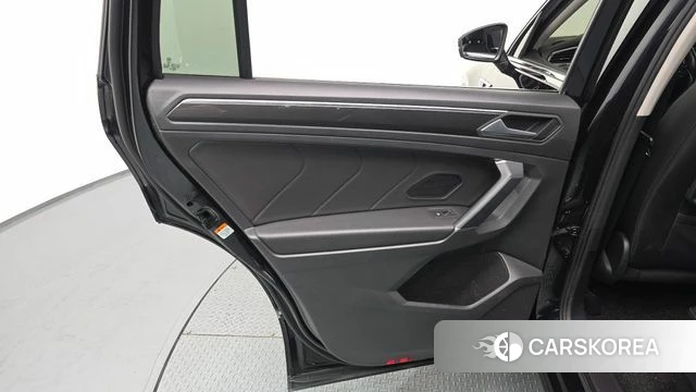 Volkswagen Tiguan Allspace id 4384072 из Кореи 17