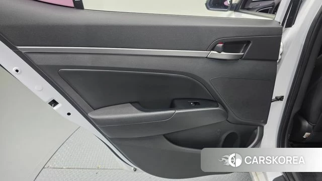Hyundai Avante AD id 4496856 из Кореи 17