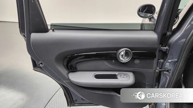 Mini Cooper S Clubman id 4836221 из Кореи 17