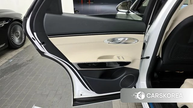 Genesis GV70 id 4381592 из Кореи 17