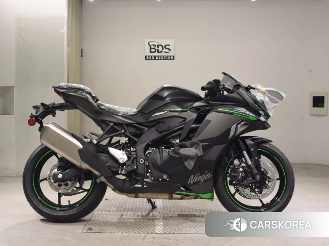 Проданный Kawasaki ZX-4R SE 2024 из Японии