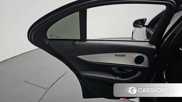 Mercedes-Benz E-Class W213 id 4268117 из Кореи 17