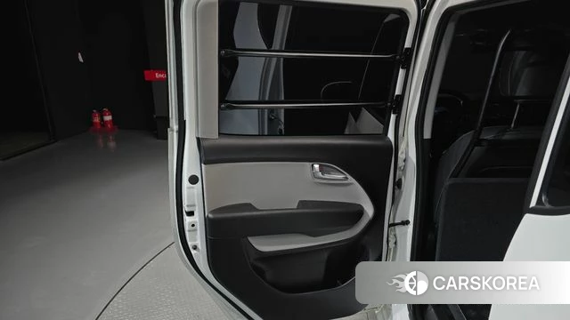 Kia The New Kia Ray EV id 4528227 из Кореи 17