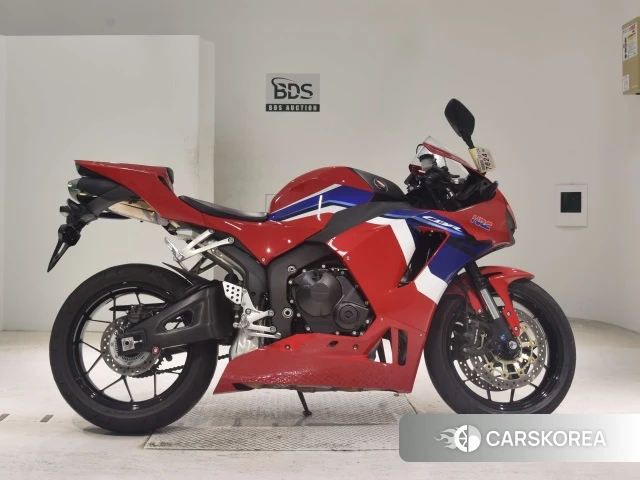 Проданный Honda CBR600RR 2021 из Японии