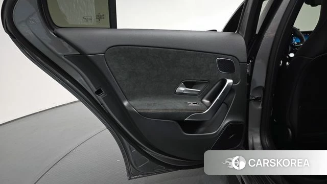 Mercedes-Benz A-Class W177 id 4743998 из Кореи 17