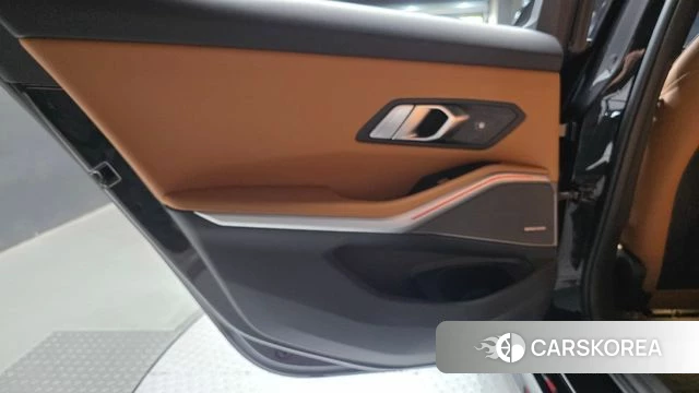 BMW 3 Series (G20) id 4645575 из Кореи 16