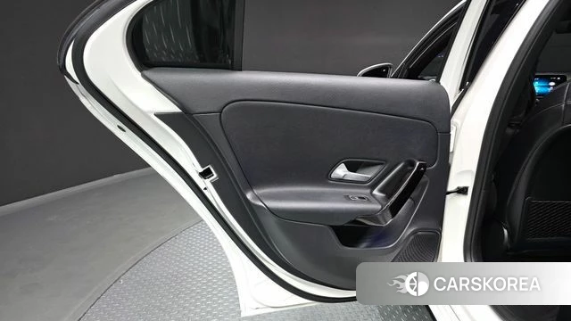 Mercedes-Benz A-Class W177 id 4794210 из Кореи 17
