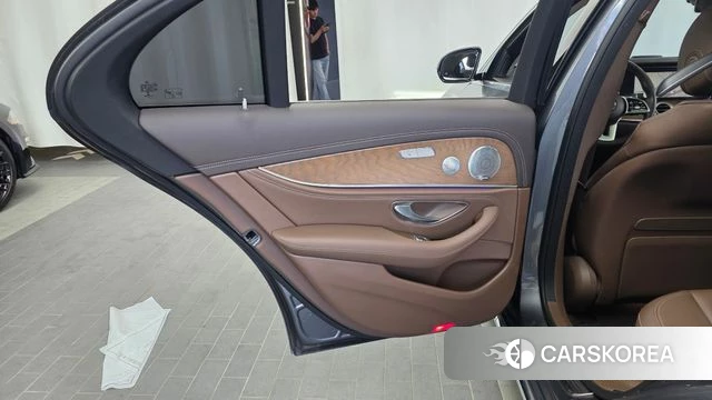 Mercedes-Benz E-Class W213 id 4447007 из Кореи 17