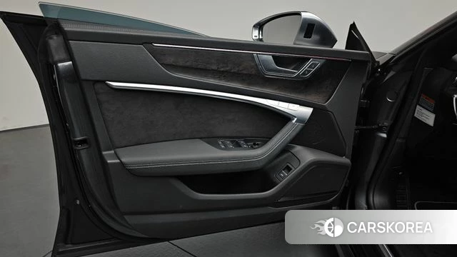 Audi A7 (4K) id 4187676 из Кореи 17