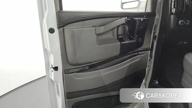 Chevrolet Express Van id 4520813 из Кореи 17