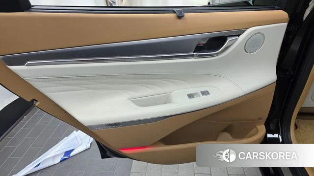 Hyundai The New Grandeur IG Hybrid id 4692557 из Кореи 17