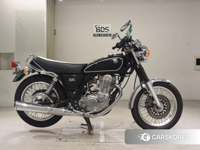 Проданный Yamaha SR 400 2011 из Японии