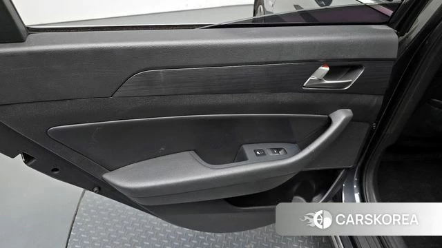 Hyundai Sonata New Rise Hybrid id 4331688 из Кореи 17
