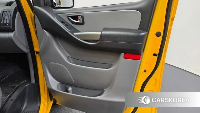 Hyundai The New Grand Starex id 4384935 из Кореи 17
