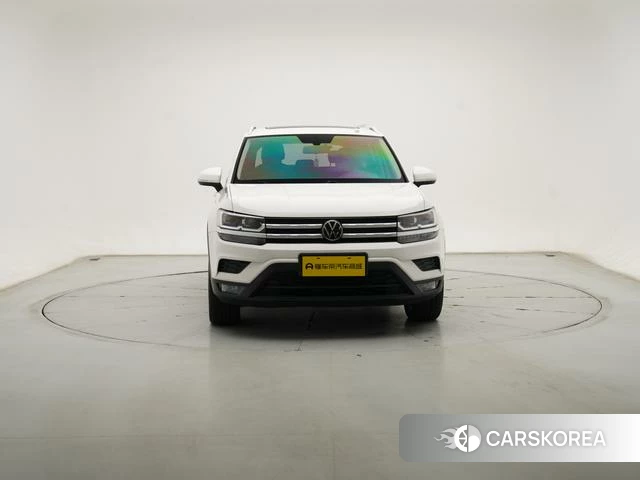 Volkswagen Tuyue id 4258880 из Китая 17