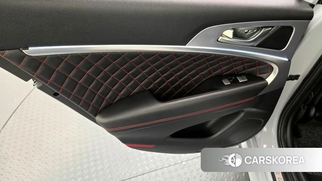 Genesis G70 id 4371936 из Кореи 17