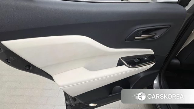 Toyota Crown Crossover id 4834365 из Кореи 17