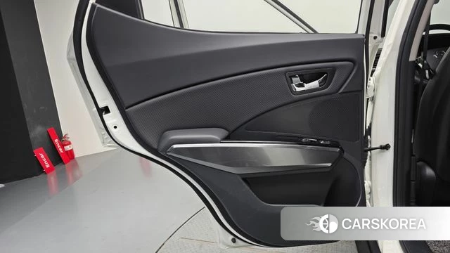 Ssangyong Tivoli Air id 4881329 из Кореи 17