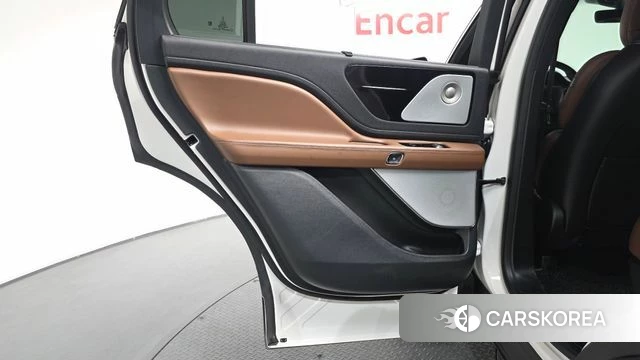Lincoln Aviator 2nd generation id 4433706 из Кореи 17
