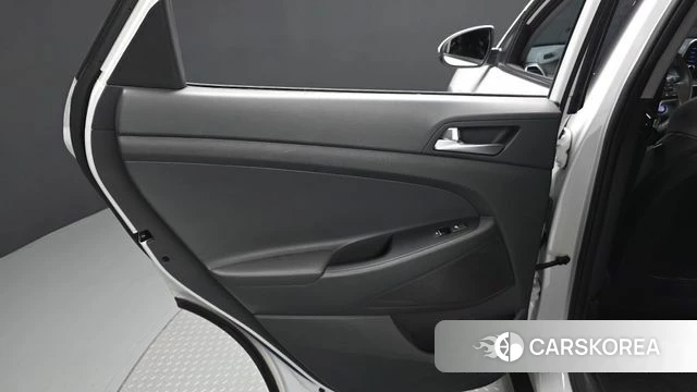 Hyundai All New Tucson id 4551660 из Кореи 17