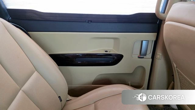 Kia The New Carnival id 4403391 из Кореи 17