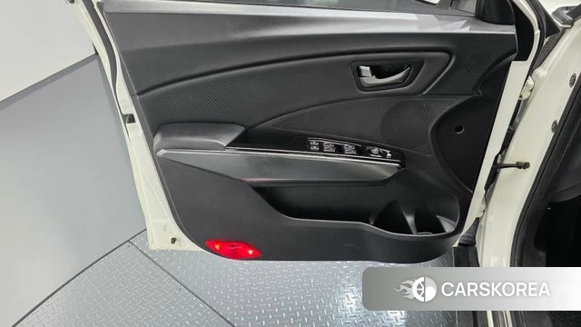 Ssangyong Berry New Tivoli id 4524885 из Кореи 17