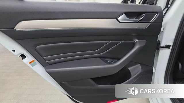 Volkswagen Passat GT (B8) id 4361314 из Кореи 17