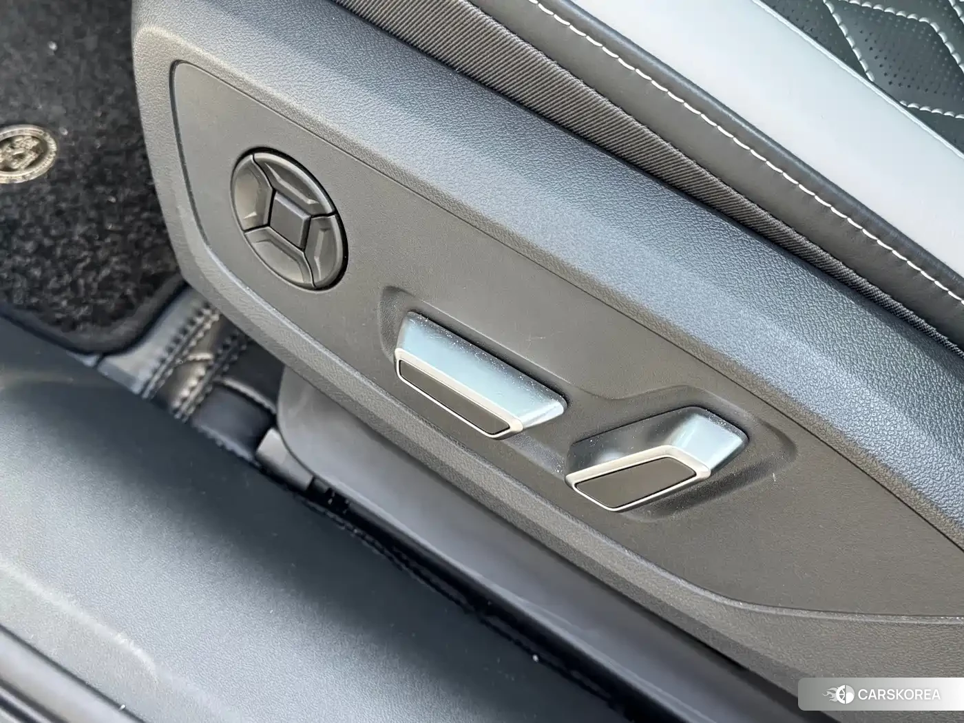 Audi A5L id 4644489 из Китая 17