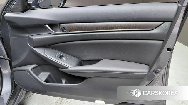 Honda Accord 10th Generation id 4574186 из Кореи 17