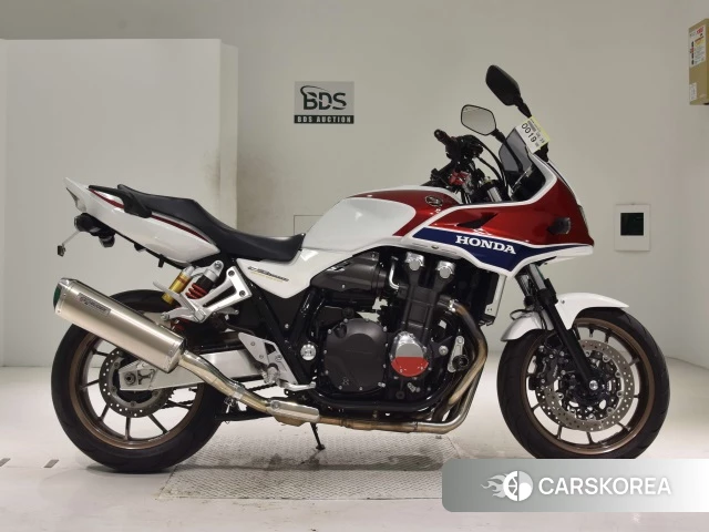 Проданный Honda CB1300SF BOLDOR 2017 из Японии