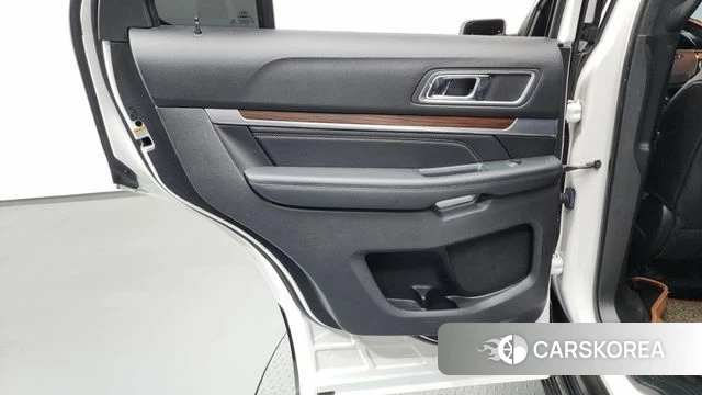 Ford Explorer id 4543685 из Кореи 17
