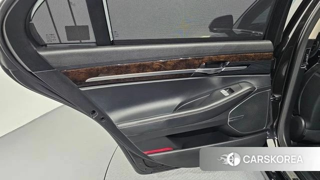Genesis G90 id 4345277 из Кореи 17