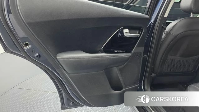 Kia The New Niro id 4751131 из Кореи 17
