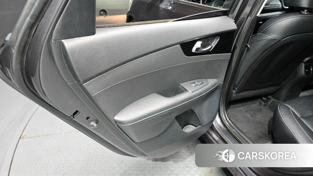 Kia Come New K3 id 4609852 из Кореи 17