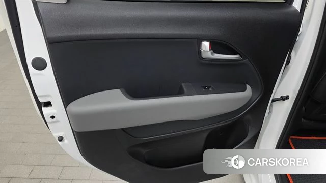Kia The New Kia Ray EV id 4359957 из Кореи 17