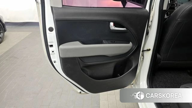 Kia The New Ray id 4338553 из Кореи 17