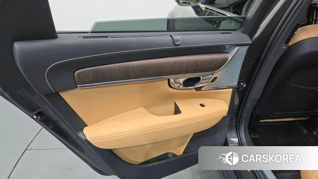 Volvo V90 Cross-Country id 4445736 из Кореи 17