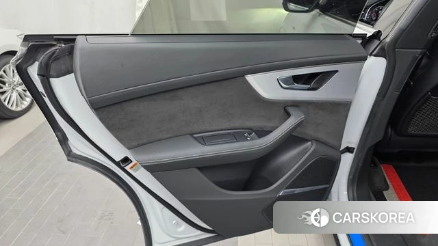 Audi Q8 (4M) id 4779905 из Кореи 17