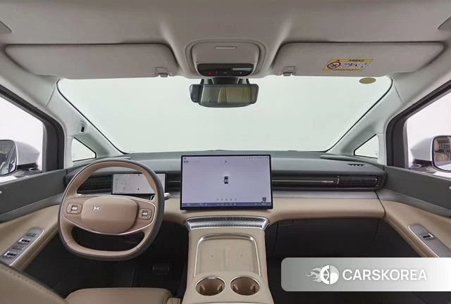 Xiaopeng Motors Xiaopeng X9 id 3945133 из Китая 17