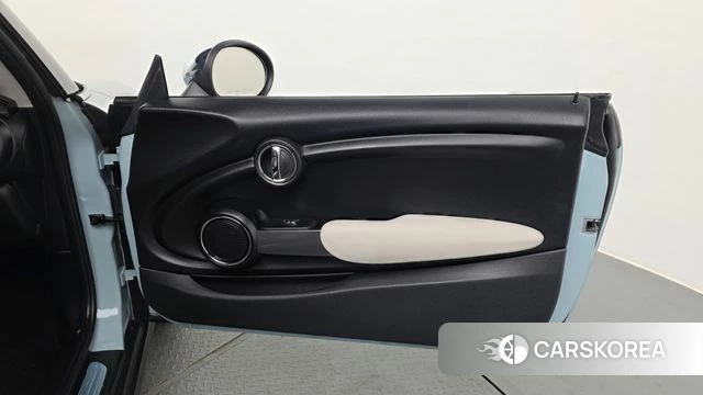 Mini Cooper id 4311103 из Кореи 17