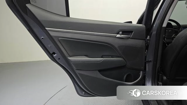 Hyundai Avante AD id 4397992 из Кореи 17