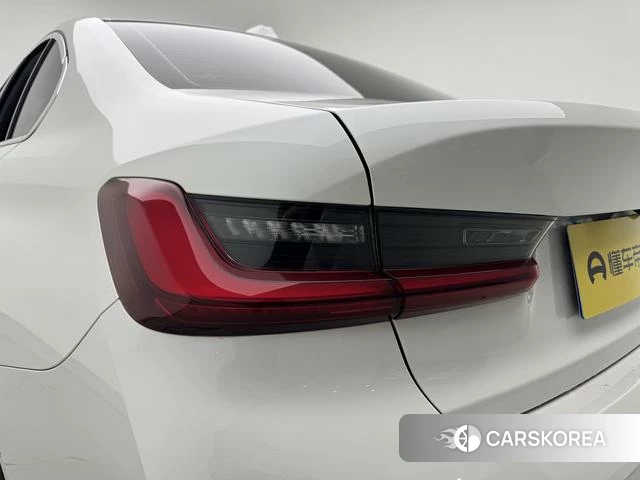 BMW 3 series id 4290128 из Китая 17