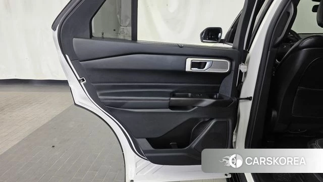 Ford Explorer 6th Generation id 4507957 из Кореи 17