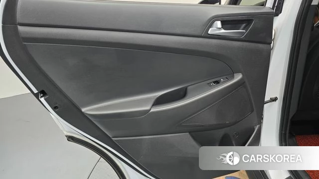 Hyundai All New Tucson id 4930869 из Кореи 17