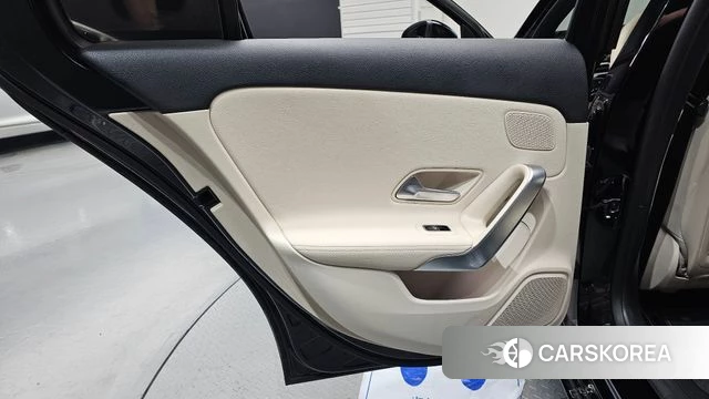 Mercedes-Benz A-Class W177 id 4651415 из Кореи 17