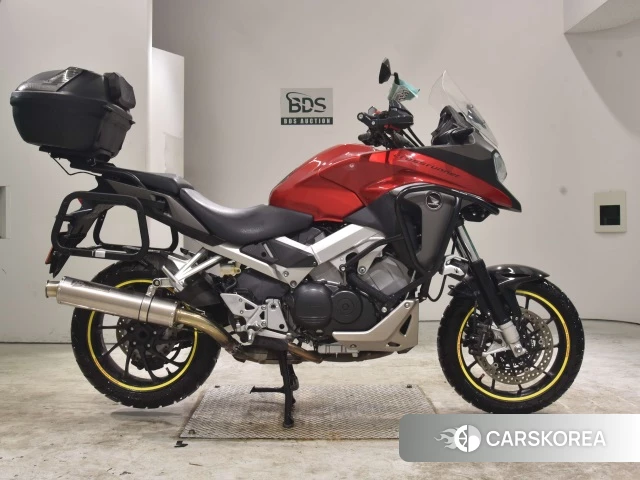 Проданный Honda VFR800X 2015 из Японии
