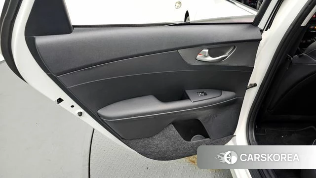 Kia Come New K3 id 4647794 из Кореи 17