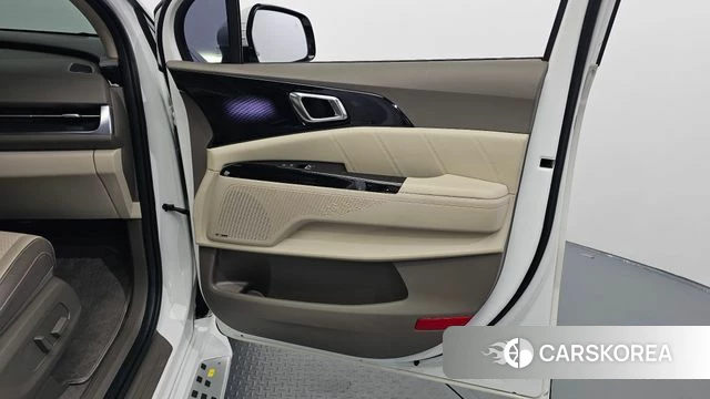 Kia Carnival 4th generation id 4433119 из Кореи 17