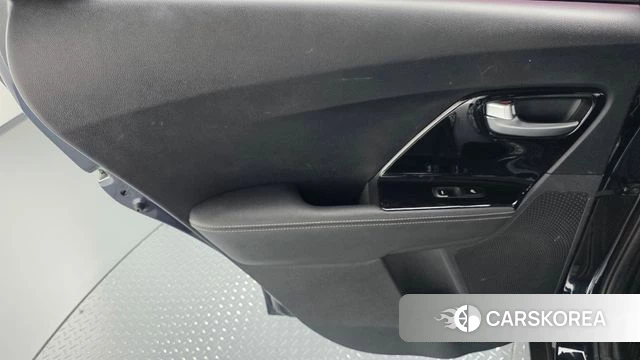 Kia Niro id 4770849 из Кореи 17